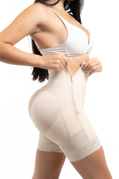 SHORT LEVANTA GLUTEO CON TIRO ALTO